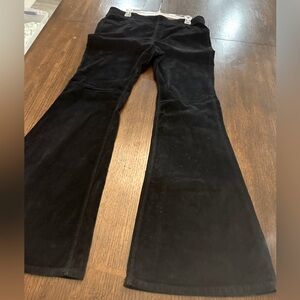 Free People We The Free pull on corduroy flares. EUC worn once. Size 32 Black